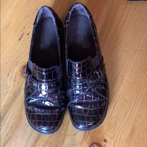 Clark’s shoes